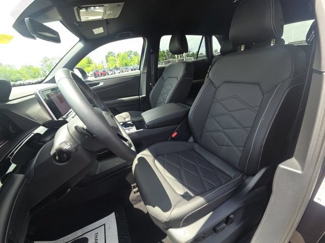 Used 2024 Volkswagen Atlas Cross Sport SE AWD/4WD image 27