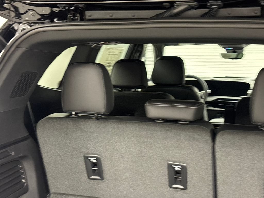 New 2026 Buick Enclave Preferred w/ Power Package FWD image 18