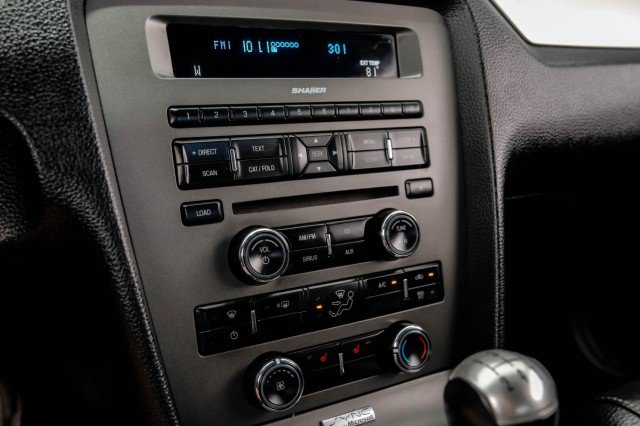 Used 2010 Ford Mustang GT Premium RWD image 23