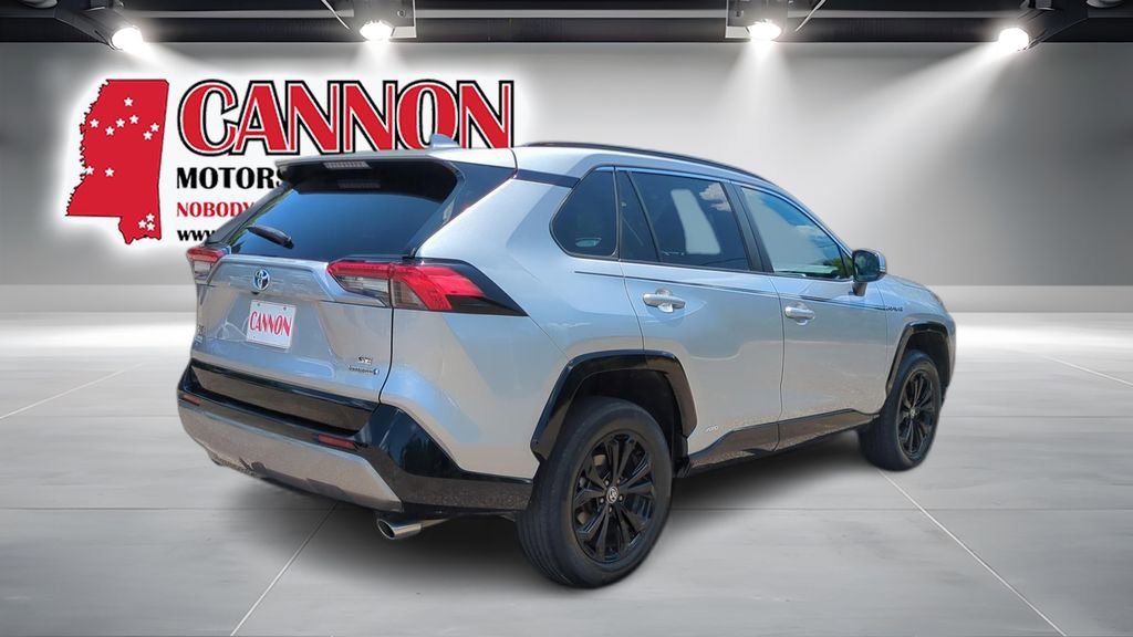 Used 2023 Toyota RAV4 SE AWD/4WD image 5