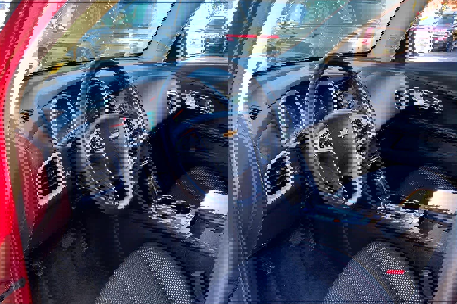 Used 2017 Chevrolet Equinox LT w/ Convenience Package image 15