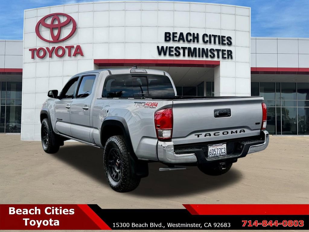 Used 2017 Toyota Tacoma TRD Off-Road w/ Tow Package AWD/4WD image 8