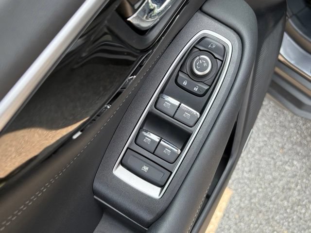 Used 2024 Subaru Outback Touring XT AWD/4WD image 13