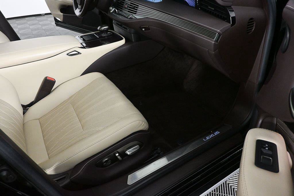 Used 2019 Lexus LS 500 AWD w/ Interior Upgrade Package image 21