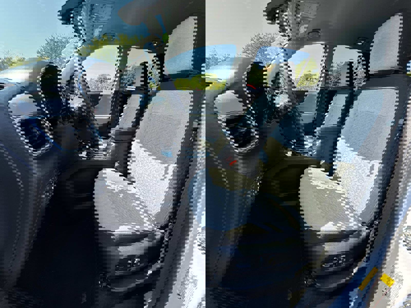 Certified 2023 Chevrolet Equinox LT image 3