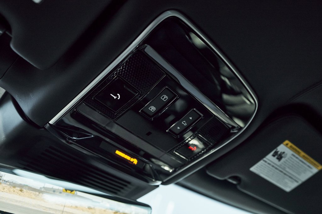 Used 2025 Land Rover Range Rover Long Wheelbase Autobiography image 83