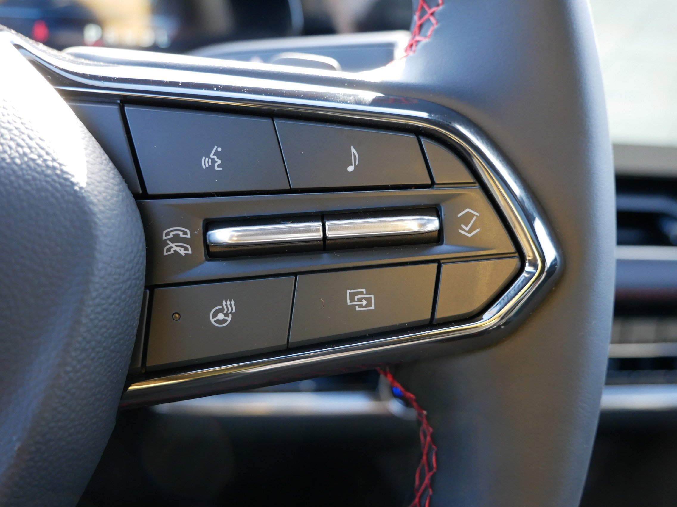 New 2026 Chevrolet Equinox RS w/ Convenience Package III image 24