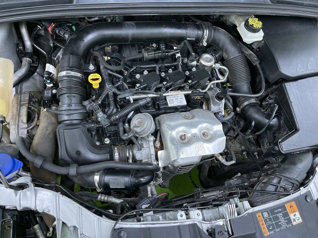 Used 2018 Ford Focus SE image 29