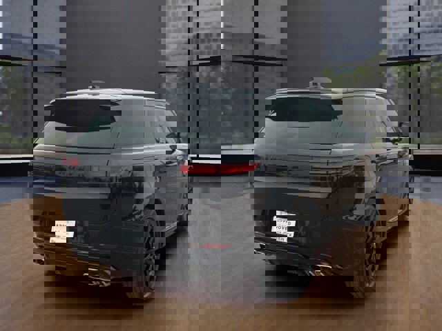 Used 2025 Land Rover Range Rover Sport Dynamic SE image 16