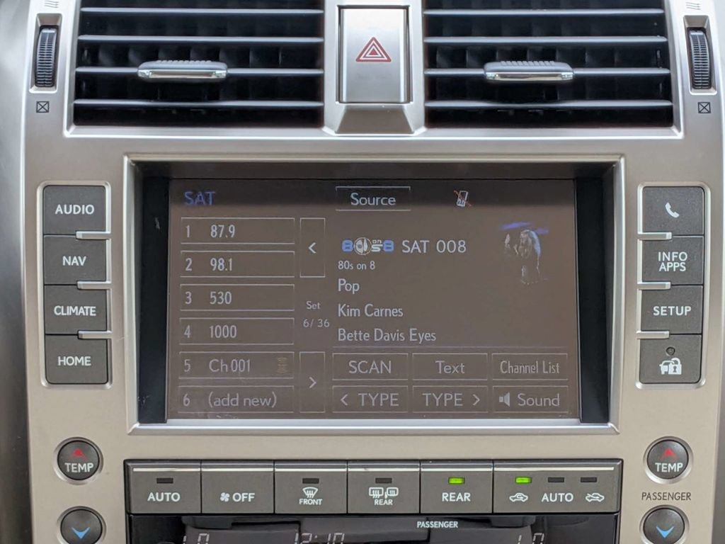Used 2017 Lexus GX 460 Premium w/ Premium Package AWD/4WD image 20