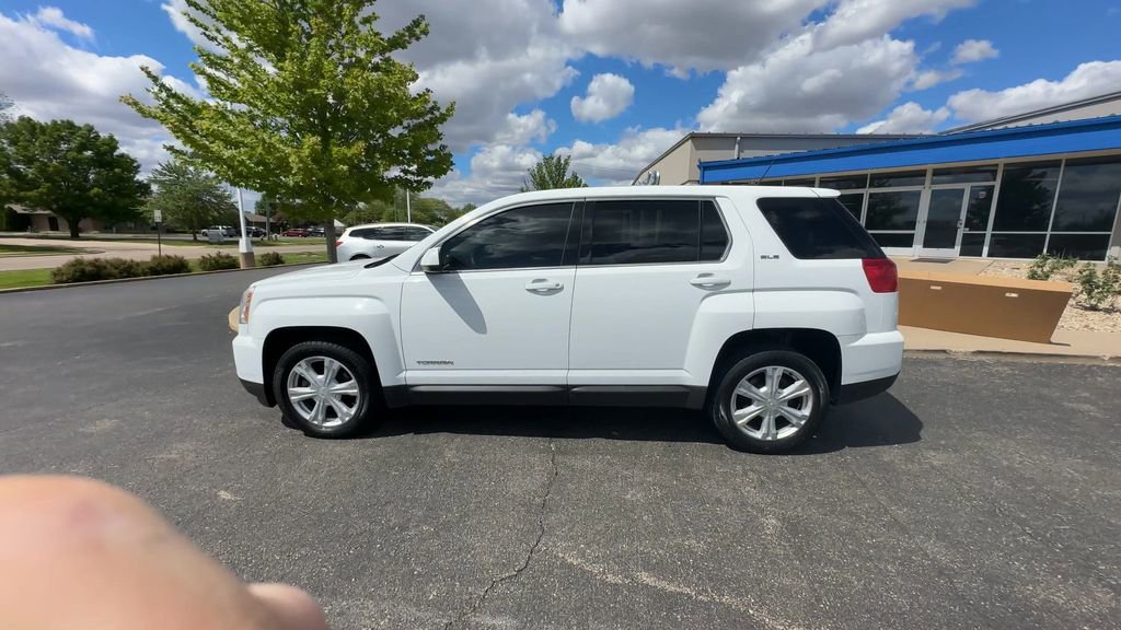 Used 2017 GMC Terrain SLE FWD image 5