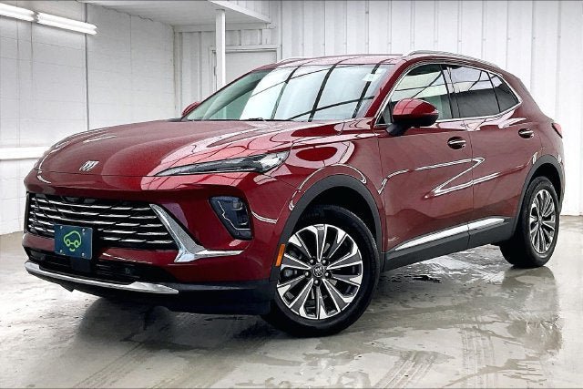 Used 2024 Buick Envision Preferred AWD/4WD image 2