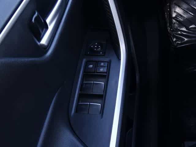 Certified 2025 Toyota RAV4 XLE Premium AWD/4WD image 38