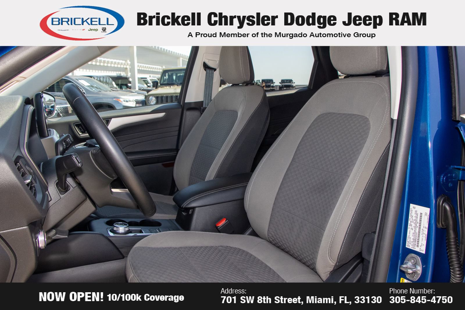 Used 2022 Ford Escape SE w/ SE Sport Appearance Package image 17