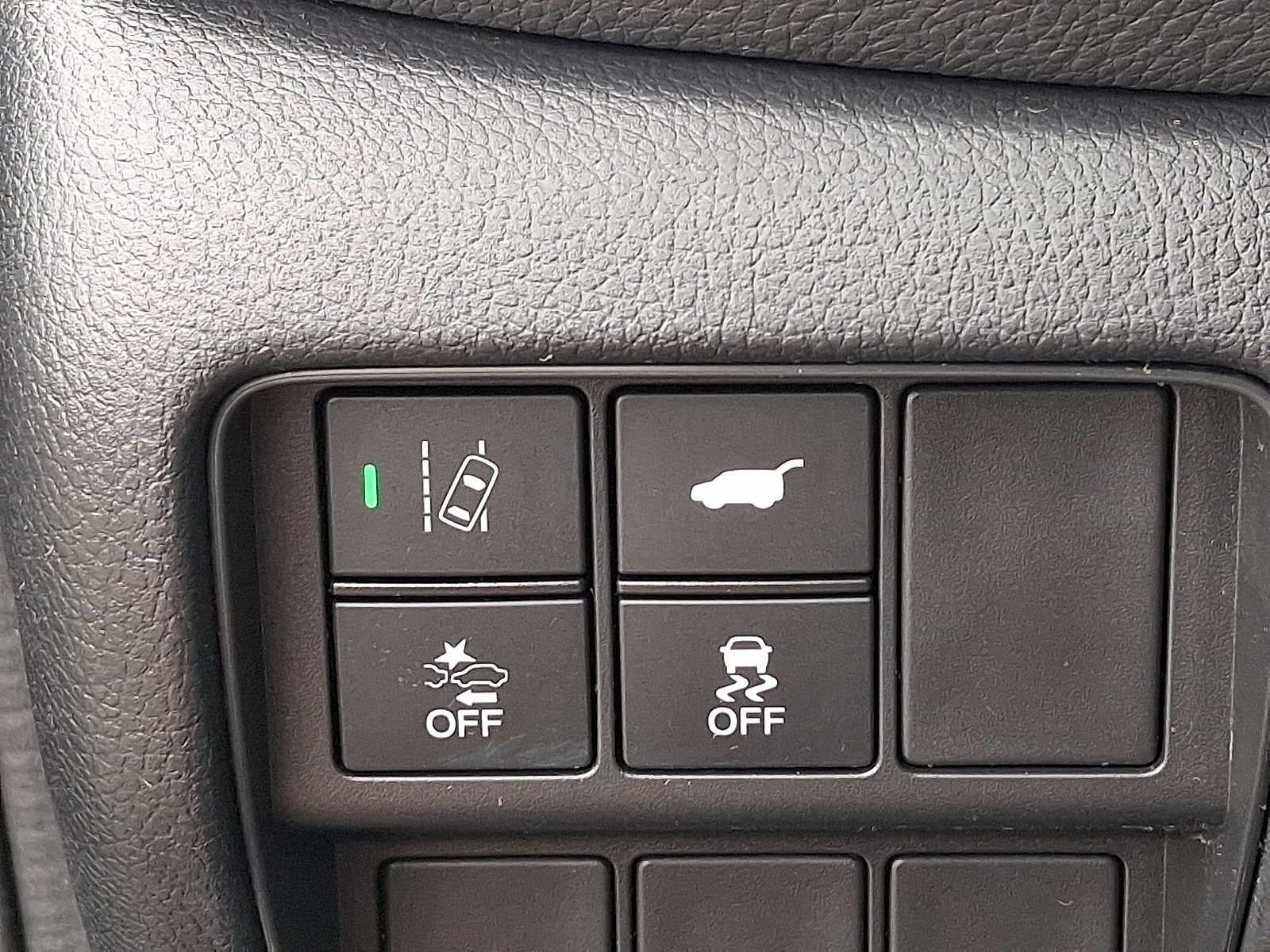 Used 2018 Honda CR-V Touring image 25