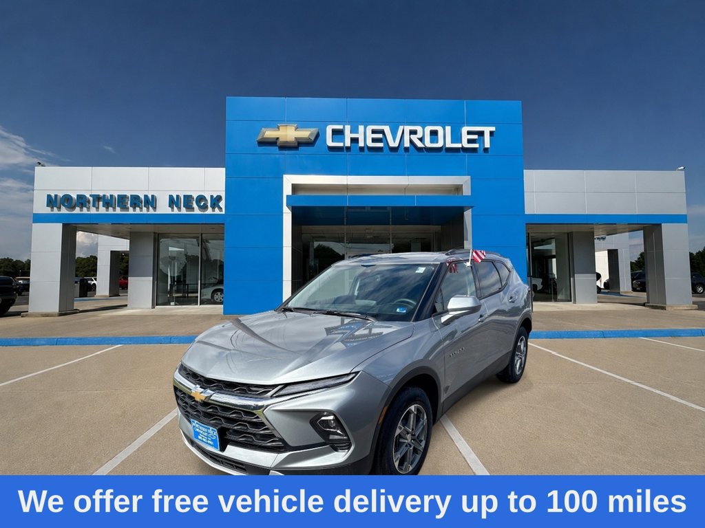 New 2026 Chevrolet Blazer LT w/ Convenience Package FWD image 1