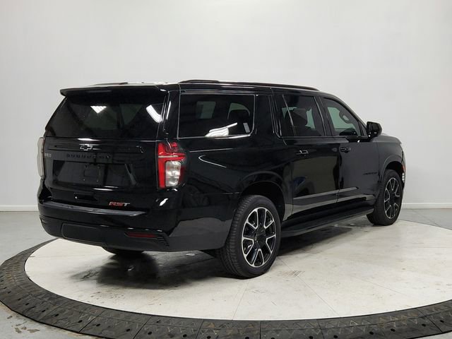 Used 2024 Chevrolet Suburban RST image 7