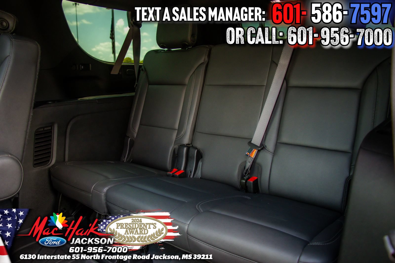 Used 2024 Chevrolet Suburban Z71 w/ Luxury Package AWD/4WD image 11