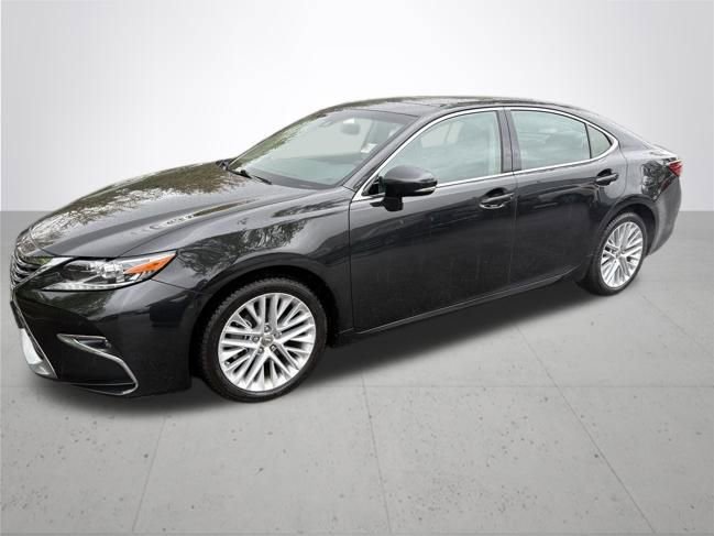 Used 2018 Lexus ES 350 w/ Luxury Package w/Wood Trim FWD image 2