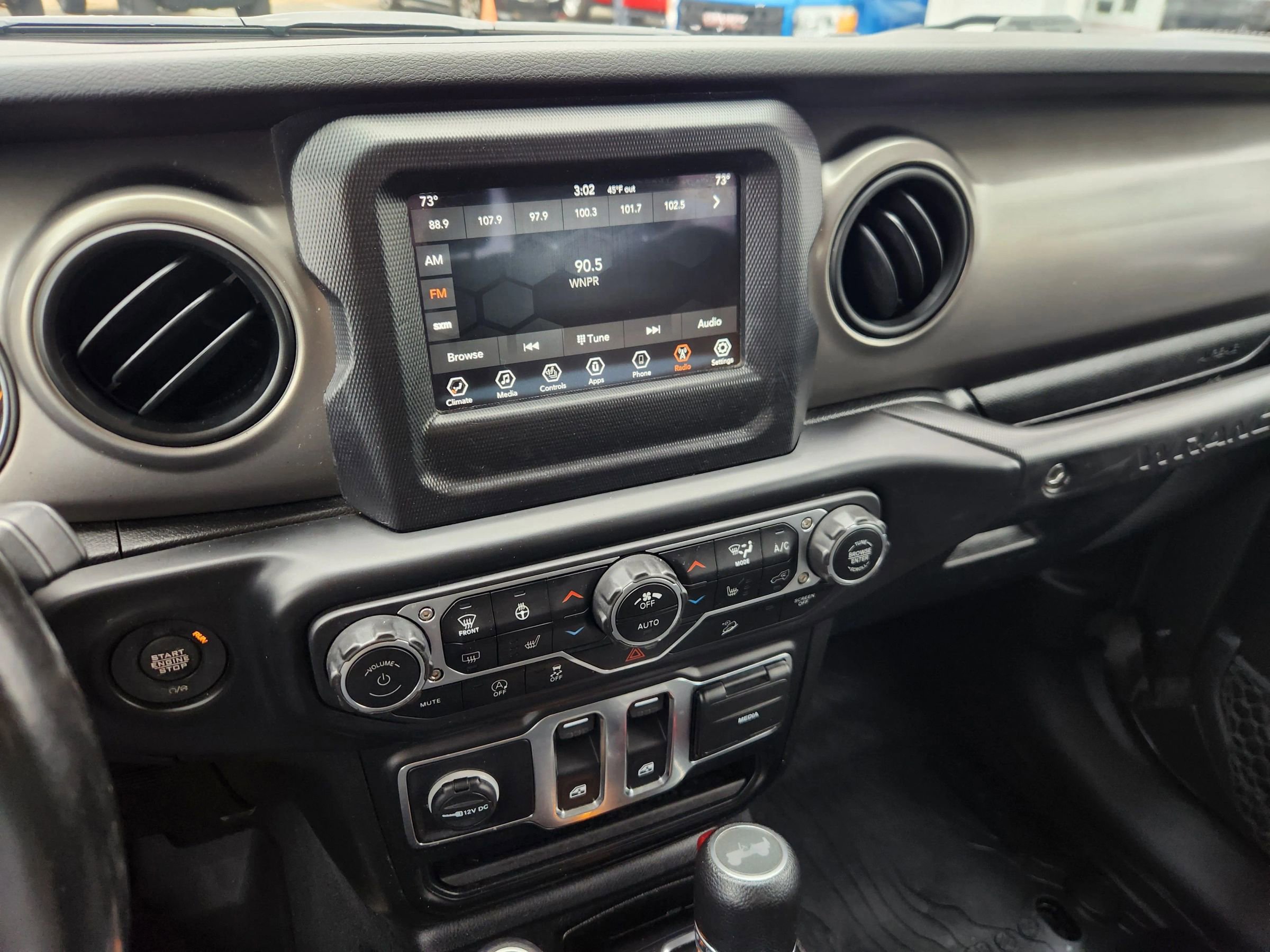 Used 2020 Jeep Wrangler Sport image 29