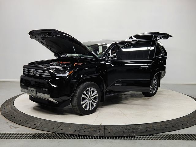 Used 2025 Toyota 4Runner Limited image 11