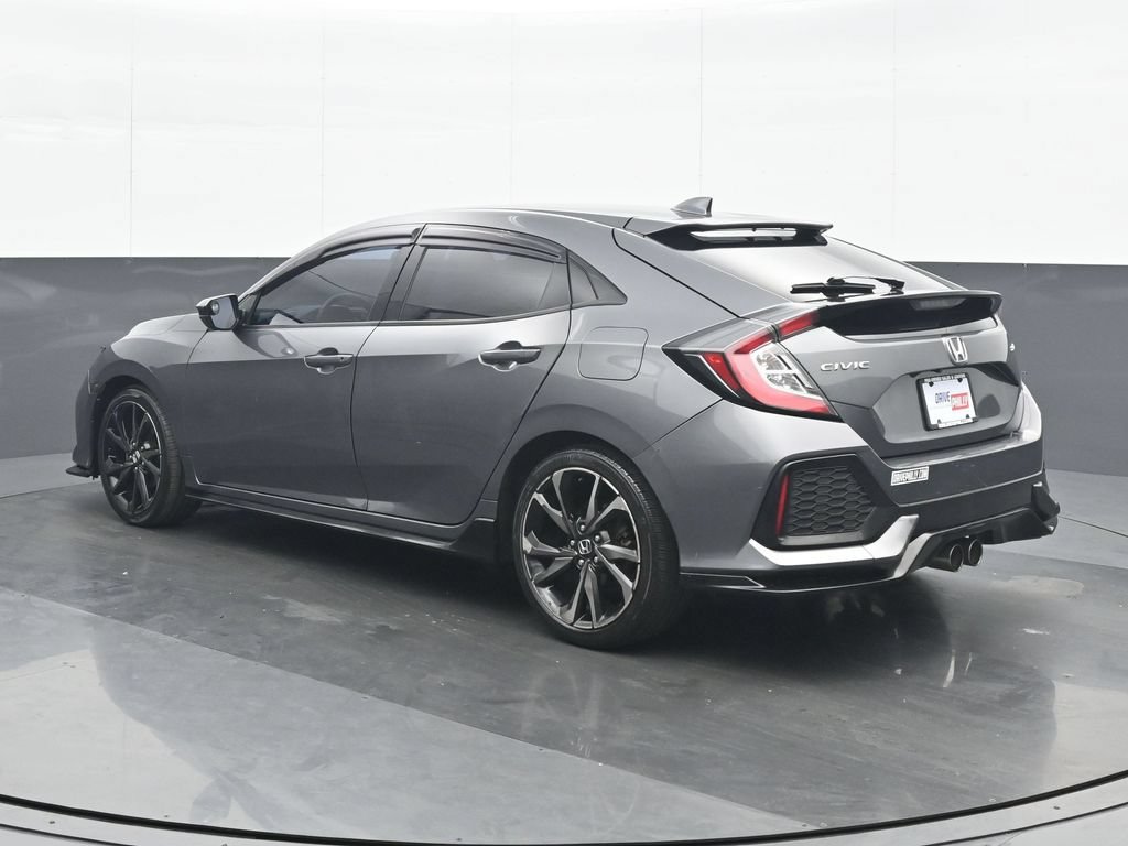 Used 2017 Honda Civic Sport image 4