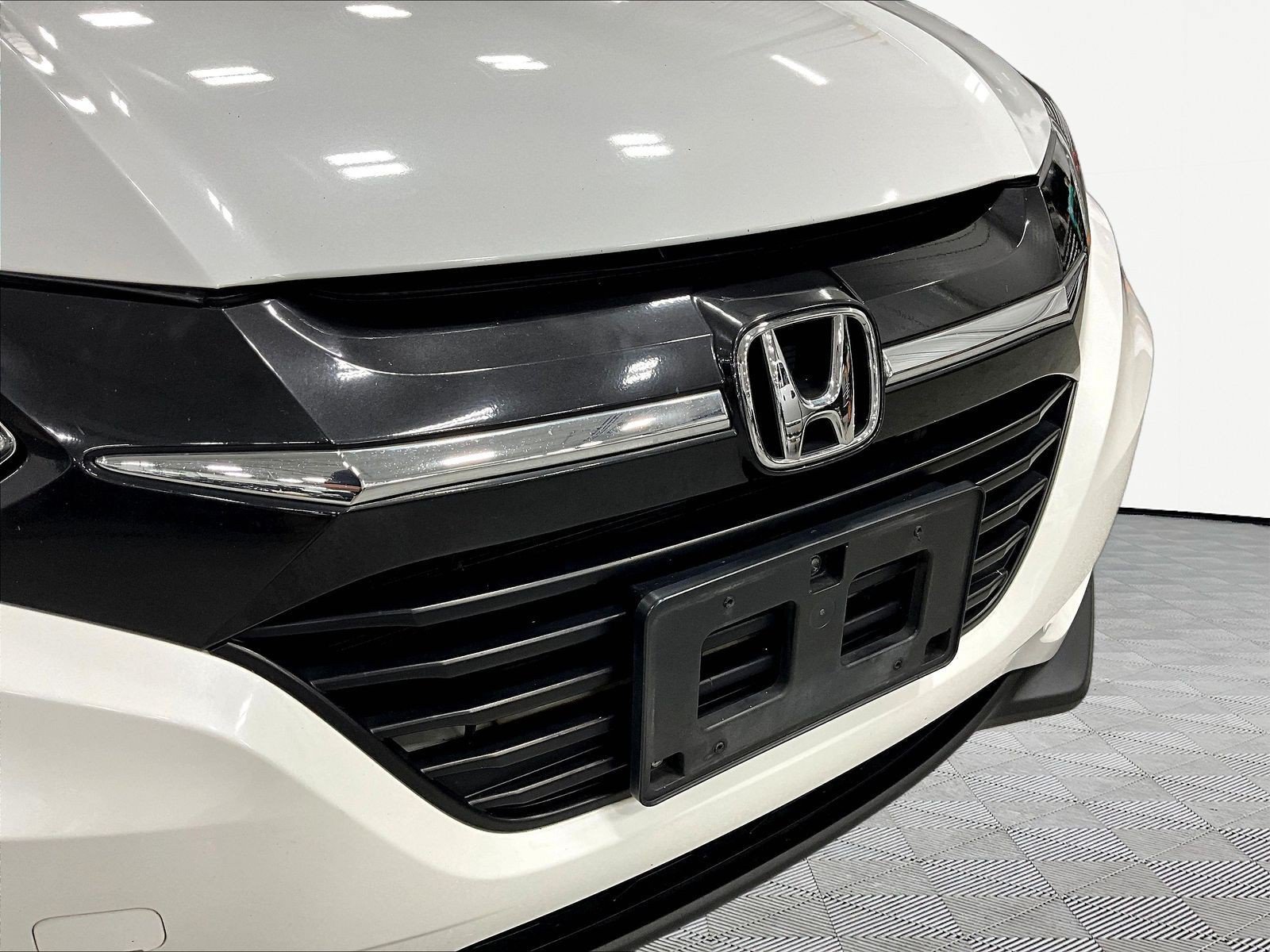 Used 2017 Honda HR-V LX image 33