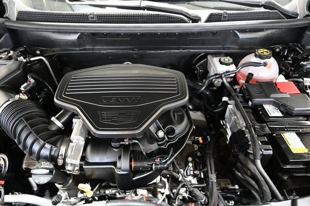 Used 2025 Cadillac XT5 Premium Luxury image 30