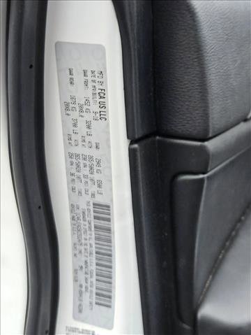 Used 2019 Jeep Grand Cherokee Altitude image 25