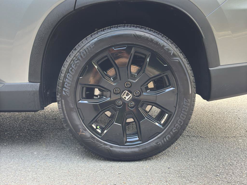 Certified 2026 Honda Pilot Black Edition image 33