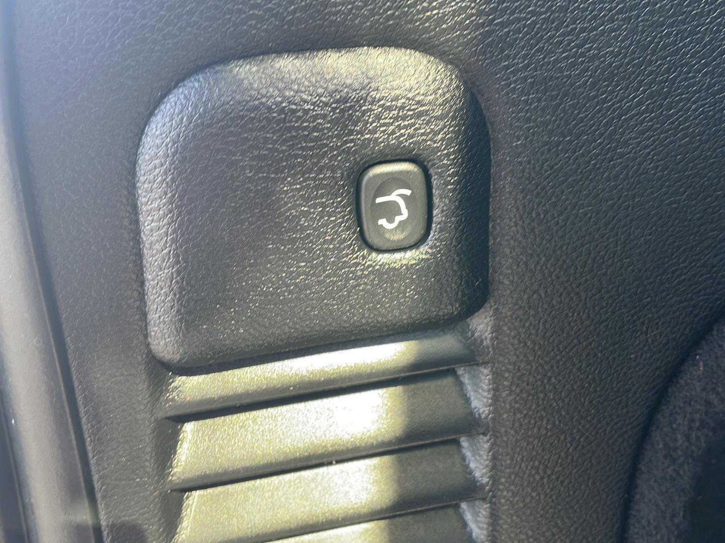 Used 2021 Jeep Grand Cherokee Laredo X AWD/4WD image 31