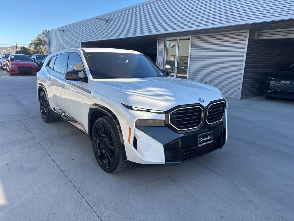 Used 2023 BMW XM image 3