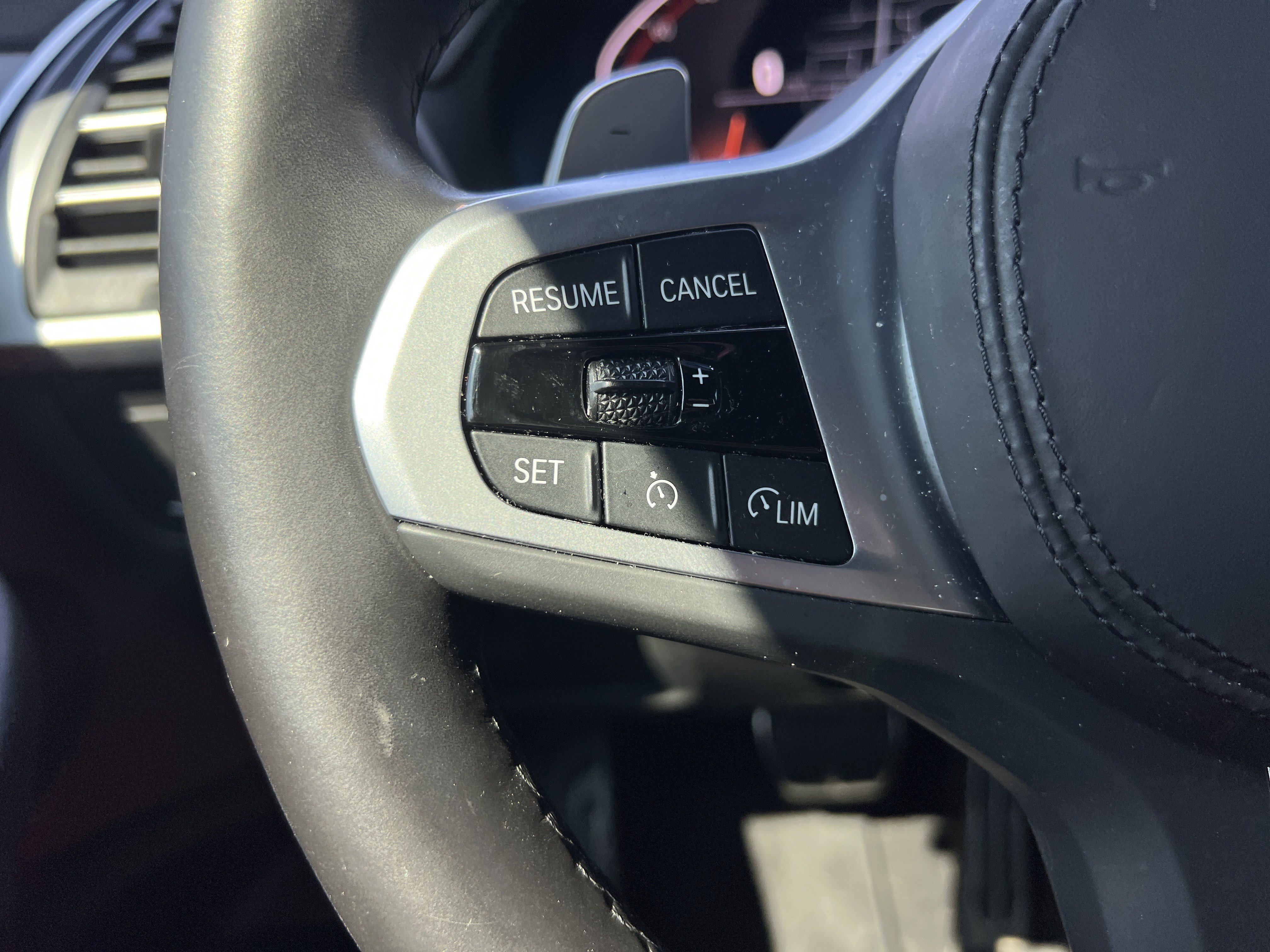 Certified 2024 BMW X4 xDrive30i w/ Premium Package AWD/4WD image 19