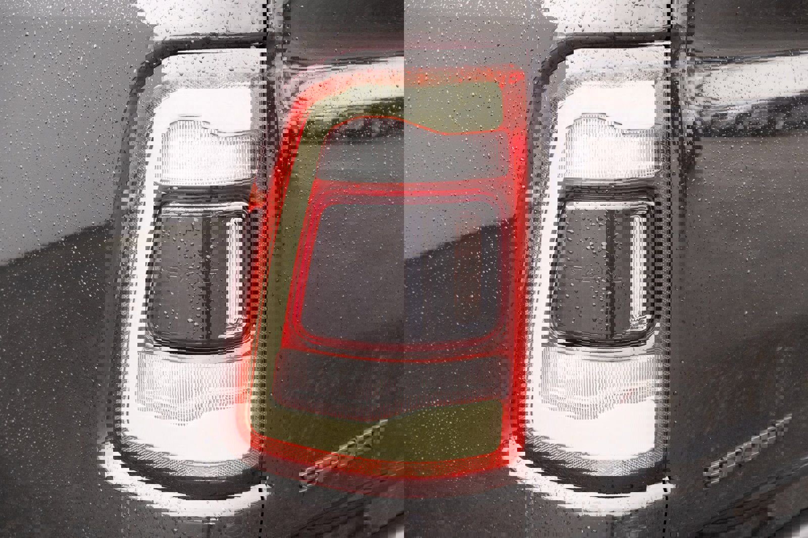 Used 2020 RAM 1500 Sport w/ Leather & Sound Group image 25