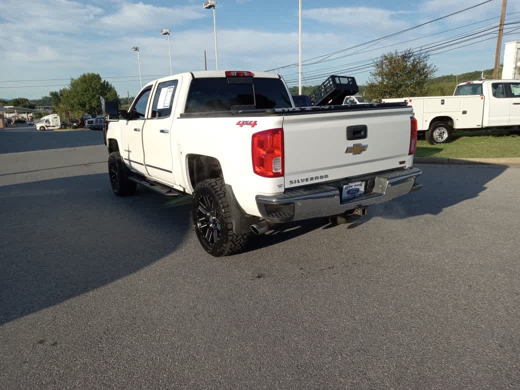 Used 2018 Chevrolet Silverado 1500 LTZ w/ Sport Package AWD/4WD image 5