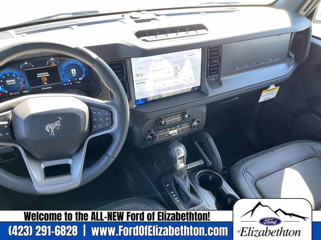 New 2025 Ford Bronco Badlands image 13