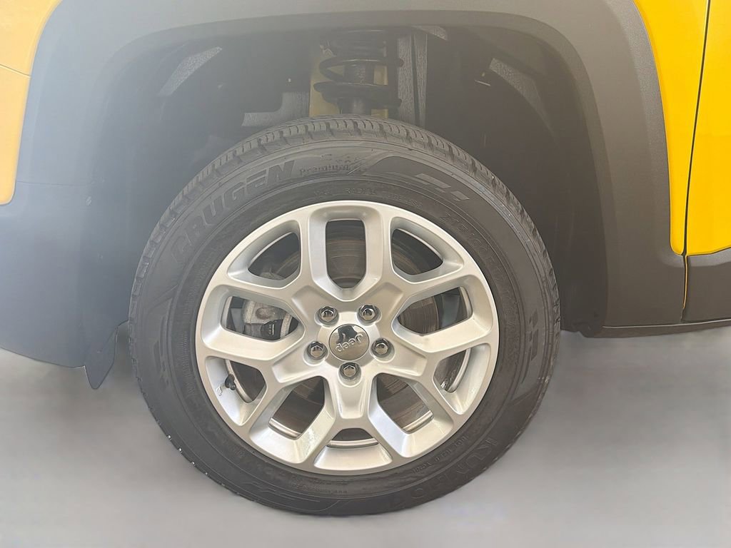 Used 2017 Jeep Renegade Latitude image 29