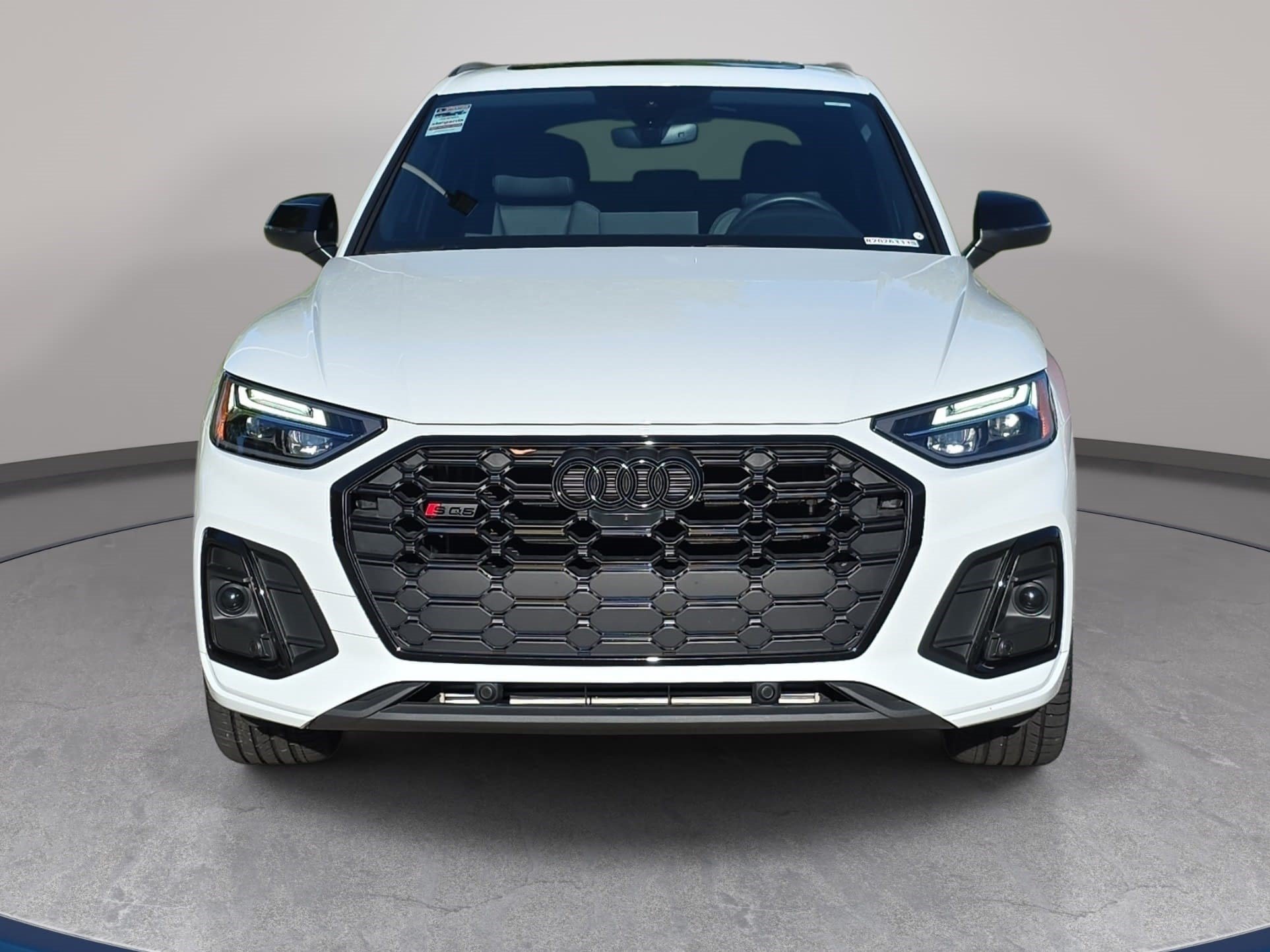 Used 2024 Audi SQ5 Premium Plus w/ Premium Plus Package AWD/4WD image 2