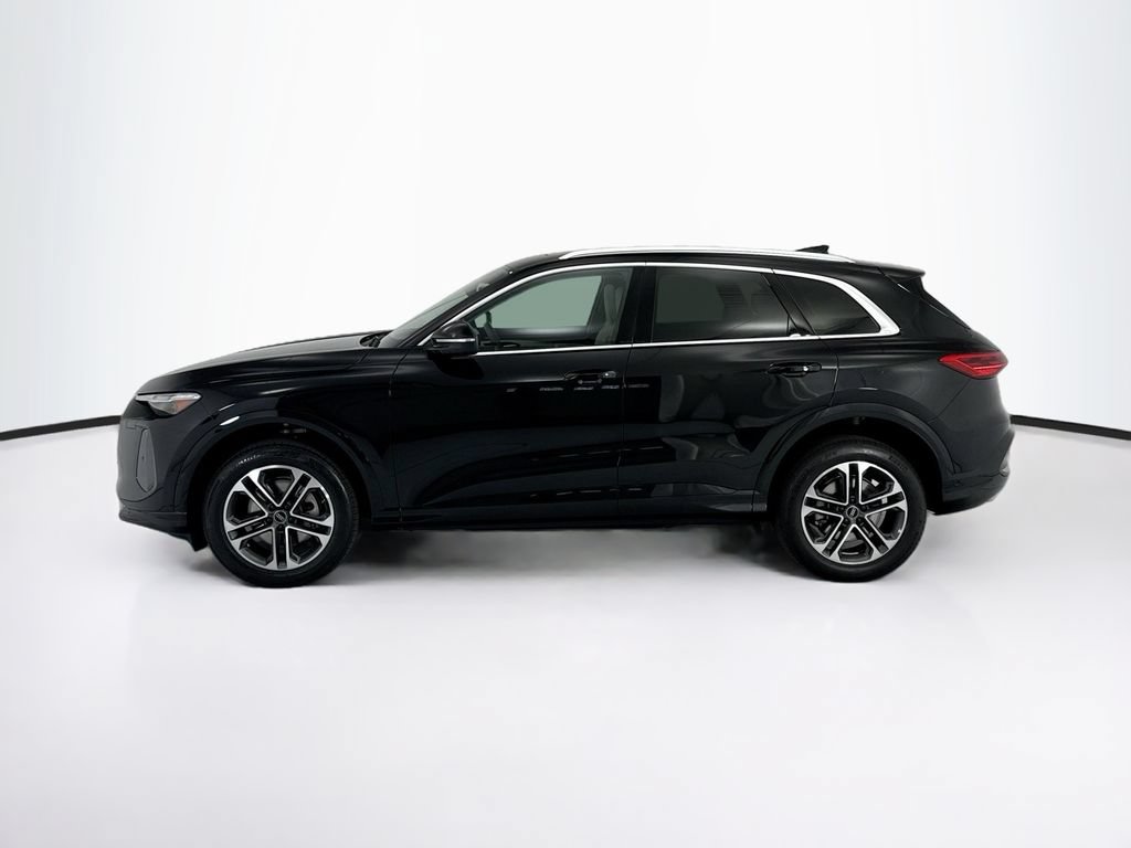 Certified 2025 Audi Q5 Premium Plus w/ Premium Plus AWD/4WD image 8