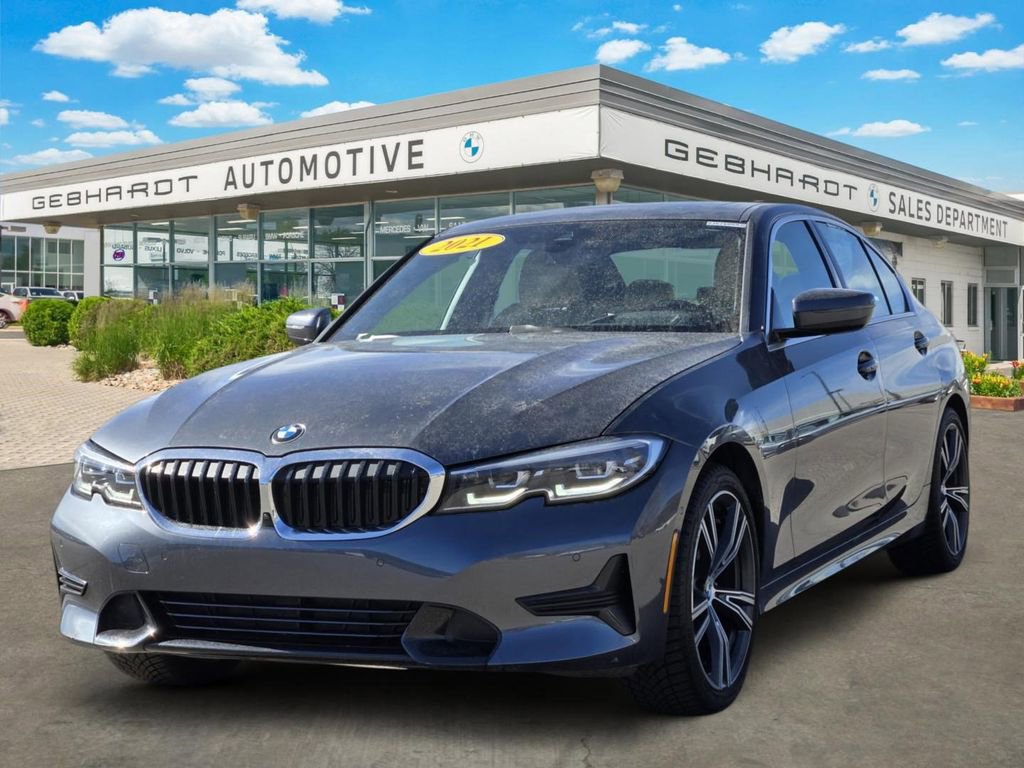 Used 2021 BMW 330i xDrive 330i xDrive w/ Premium Package image 3