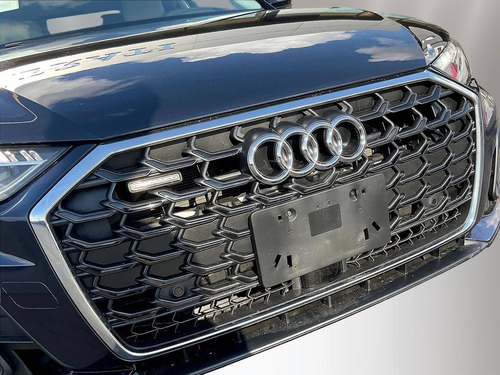 Used 2023 Audi A8 L 3.0T w/ Comfort Plus Package AWD/4WD image 32