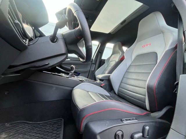 Used 2024 Volkswagen GTI Autobahn image 29
