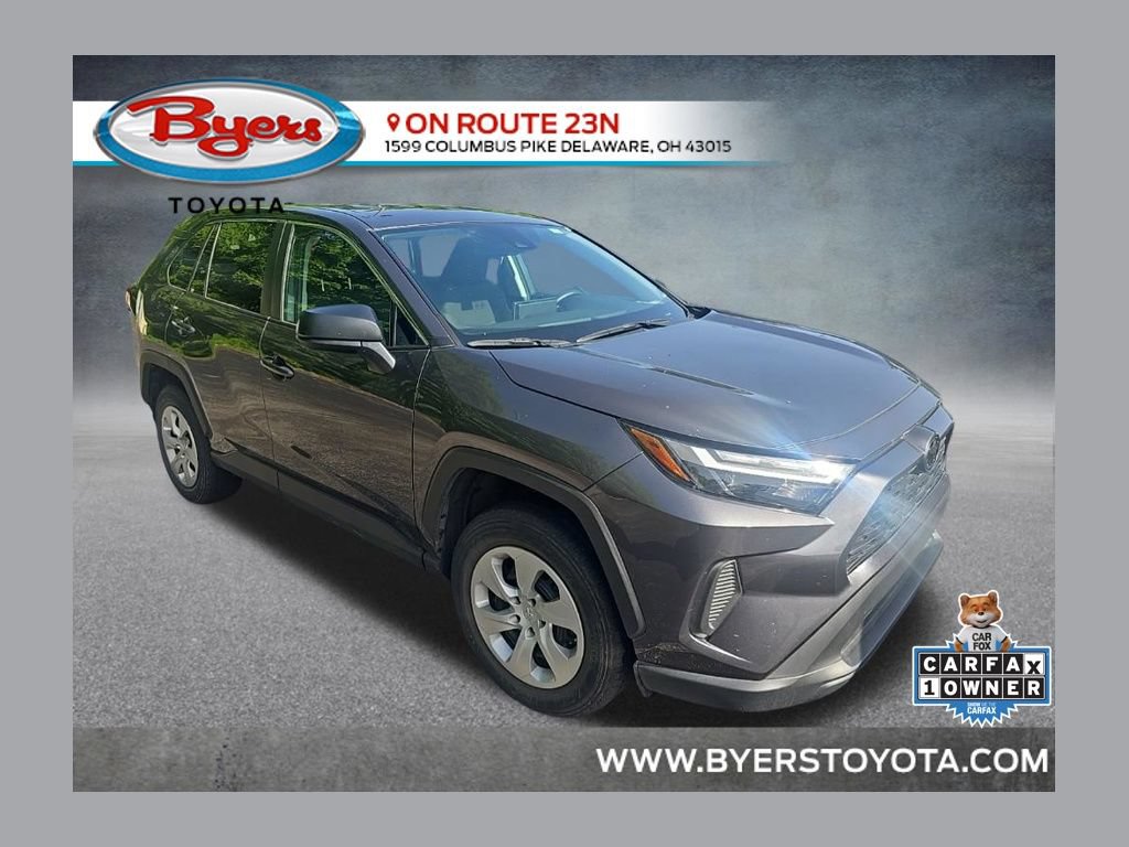 Used 2025 Toyota RAV4 LE AWD/4WD image 1