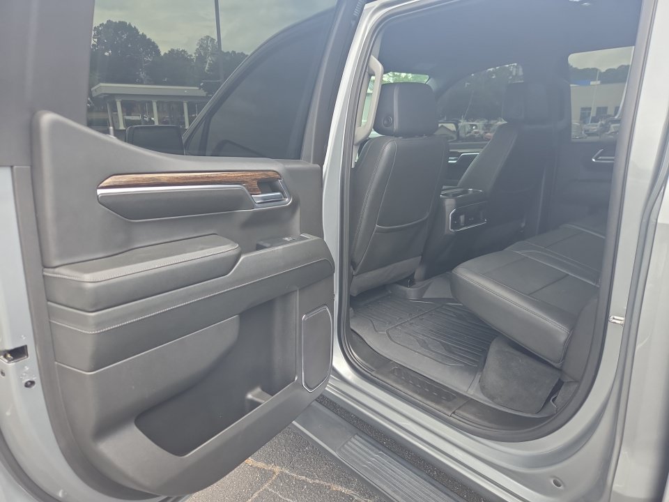 Used 2024 GMC Sierra 1500 Elevation w/ Elevation Premium Package AWD/4WD image 34