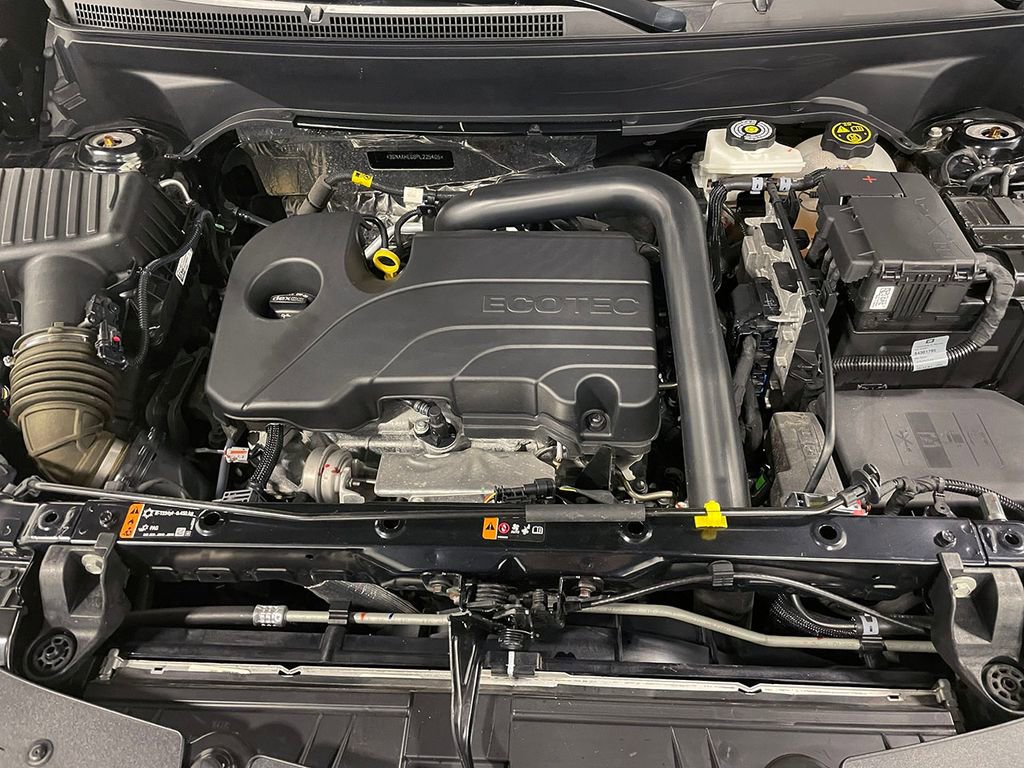 Used 2023 Chevrolet Equinox LS image 37