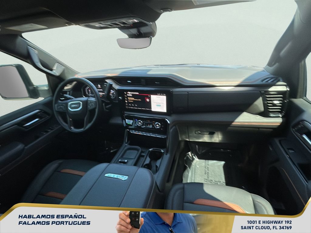 Used 2025 GMC Sierra 2500 AT4 w/ AT4 Premium Plus Package image 32