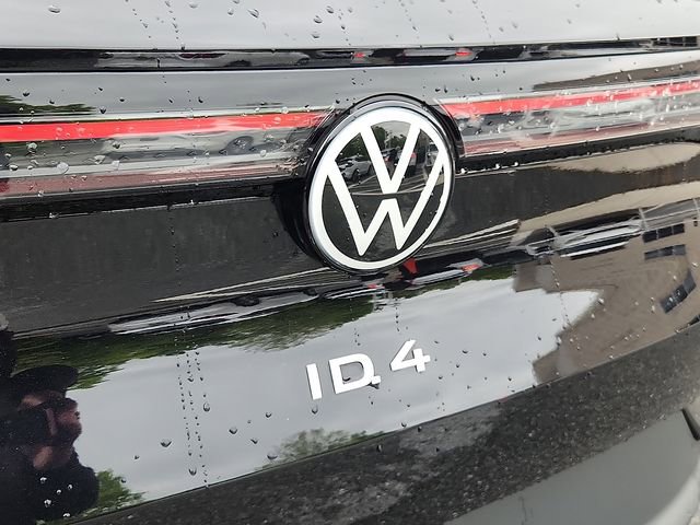 Used 2023 Volkswagen ID.4 Pro S Plus AWD/4WD image 31