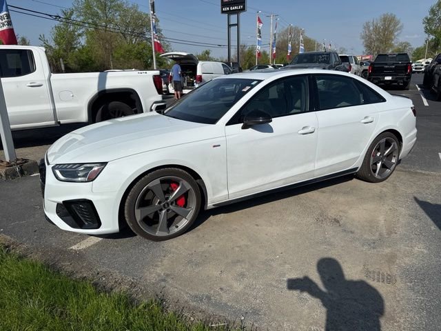 Used 2023 Audi A4 2.0T Premium Plus w/ Premium Plus Package AWD/4WD image 11
