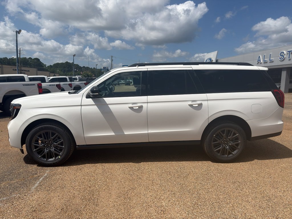 New 2027 Ford Expedition Max Platinum w/ Stealth Appearance Package AWD/4WD image 2