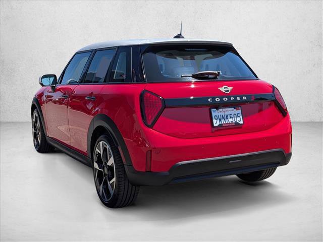 Certified 2025 MINI Cooper S FWD image 9